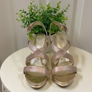 Elegant Gold Strappy Sandals